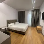 Center ホテル 4*