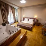 Отель Center 4*
