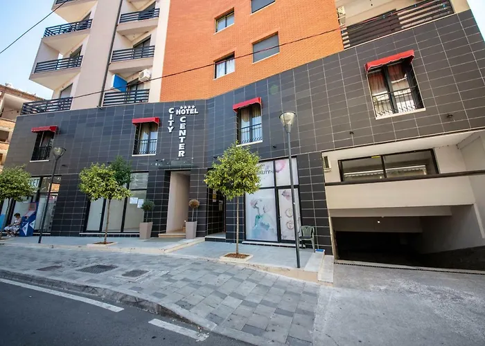 Center מלון